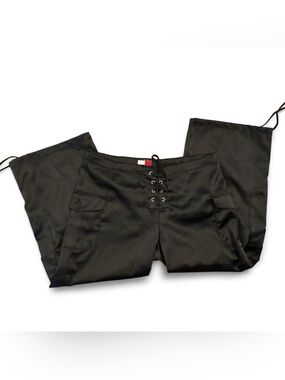 Vintage Tommy Jeans Black cargo satin low rise capris with lace-up front size 3
